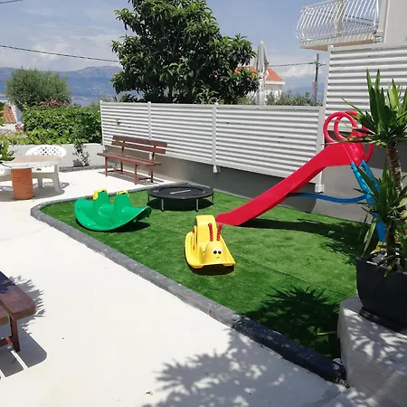 Modern In Slatine With Terrace Apartment
