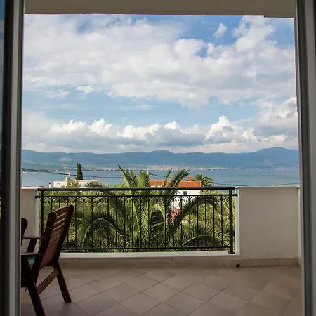Modern In Slatine With Terrace *