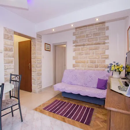 Modern In Slatine With Terrace
