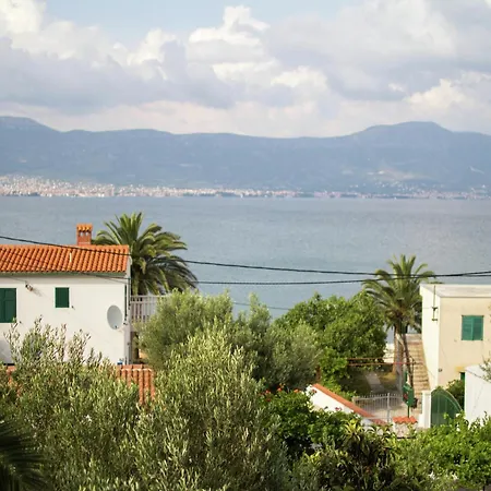 Apartment Modern In Slatine With Terrace Trogir