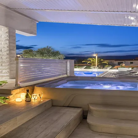 Modern In Slatine With Terrace