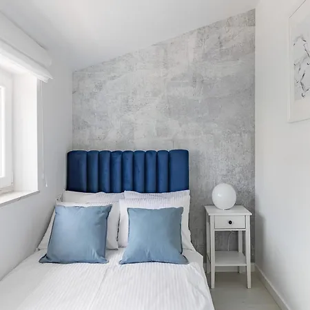 Apartment Modern In Slatine With Terrace